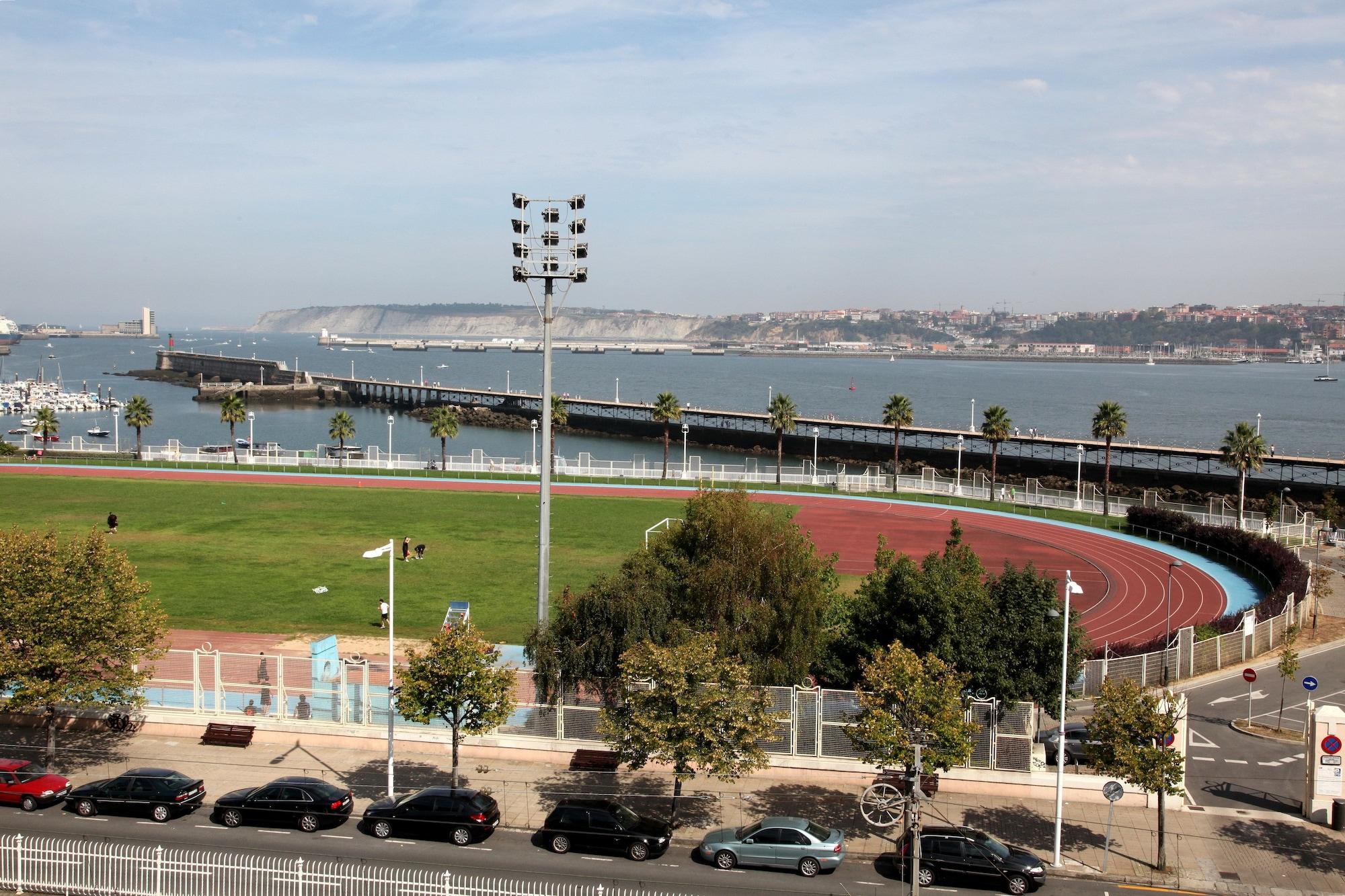 Hotel Urh Palacio De Oriol Santurtzi Exterior foto